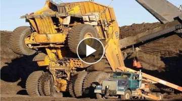 Extreme Dangerous Climbers Dump Truck Bulldozer Operator - Largest Heavy Equipment Machines Monst...