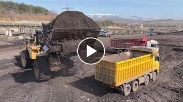 Caterpillar 992G Wheel Loader Loading Coal On Trucks - Sotiriadis/Labrianidis Mining Works