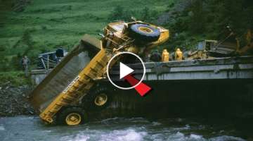 TOP Best Truck Crashes 2021 - Extreme Dangerous Idiots Biggest Truck - Fails Heavy Equipment