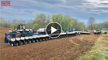 FIRST FIELD of 2020 Corn Planting with Big CHALLENGER MT800 Tractors