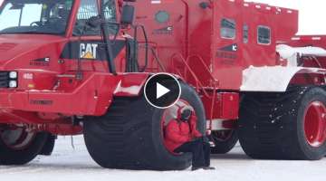 CAT KRESS VEHİCLES Passenger Transportation - Antarctica