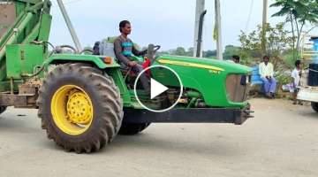 John Deere 5055E tractor without front tyres
